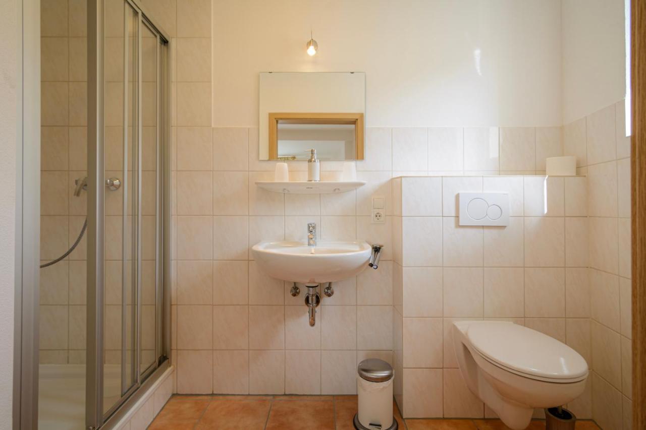 Berghausen  Hotel Zum Engel In Speyer - Roemerberg מראה חיצוני תמונה