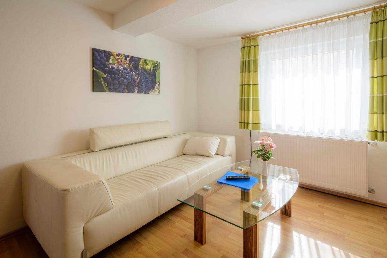 Berghausen  Hotel Zum Engel In Speyer - Roemerberg מראה חיצוני תמונה