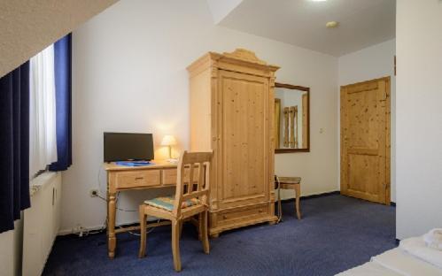 Berghausen  Hotel Zum Engel In Speyer - Roemerberg מראה חיצוני תמונה