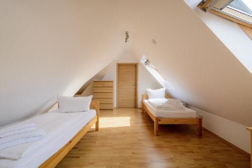 Berghausen  Hotel Zum Engel In Speyer - Roemerberg מראה חיצוני תמונה